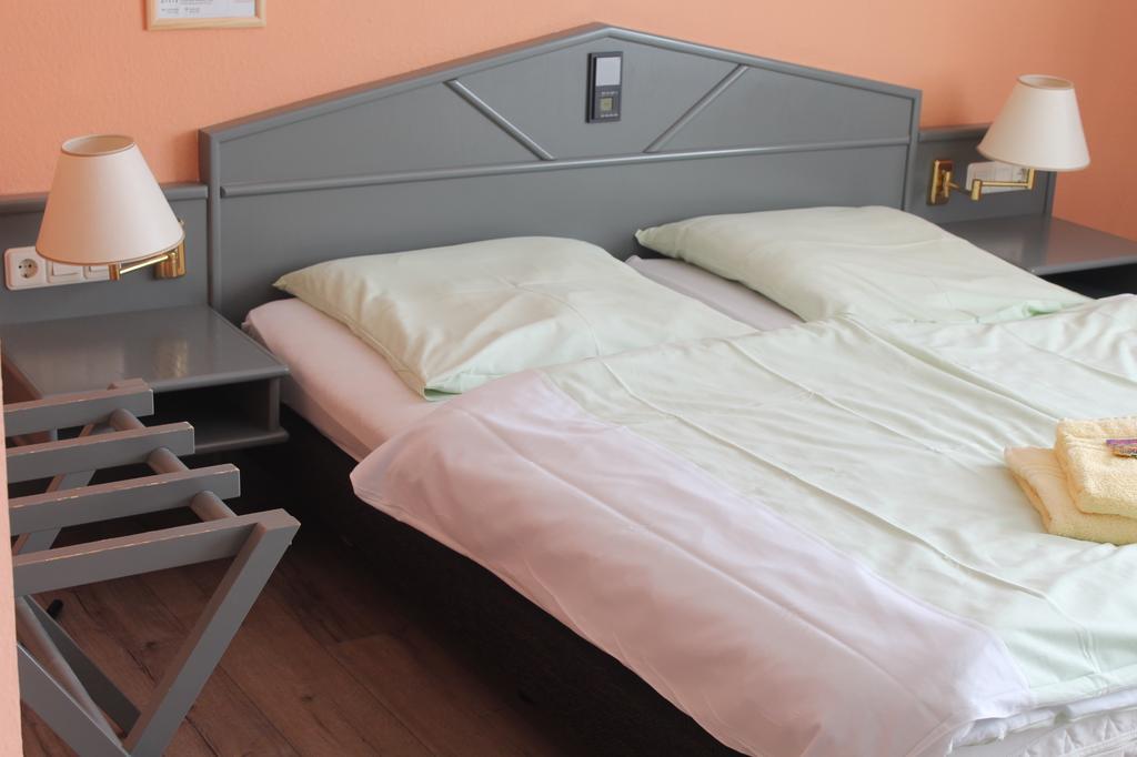 Ammerscher Bahnhof Mühlhausen Zimmer foto