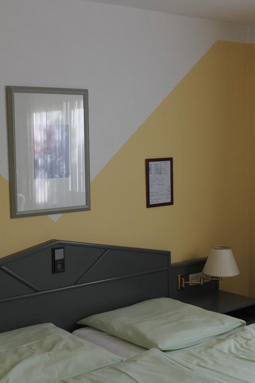 Ammerscher Bahnhof Mühlhausen Zimmer foto